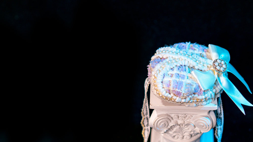 Gilded Paw Paw Winter Melody Dress