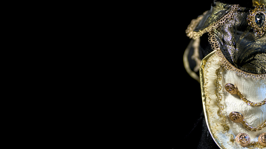 Gilded Paw Paw Dracula Pet Coat