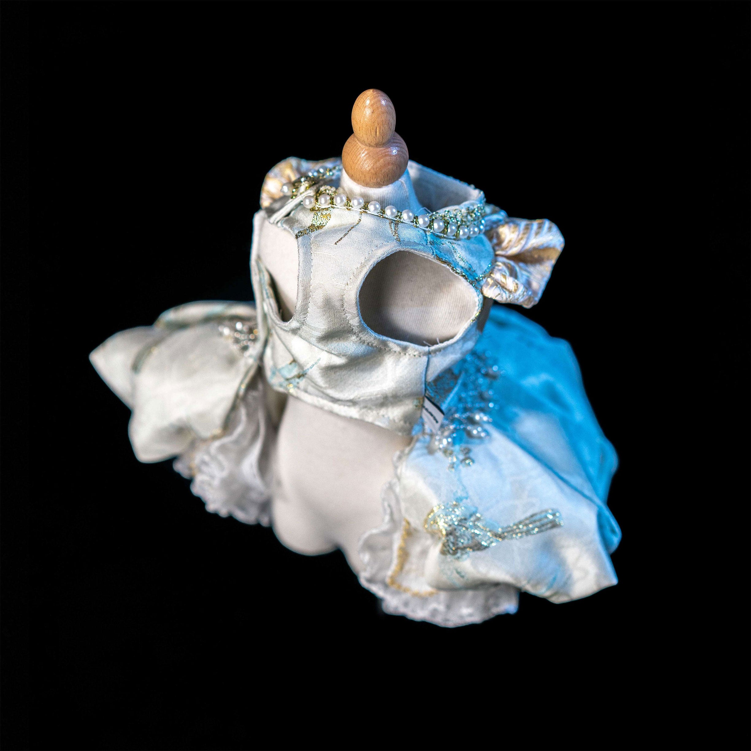 Gilded Paw Paw Amber Manor Pet Dress