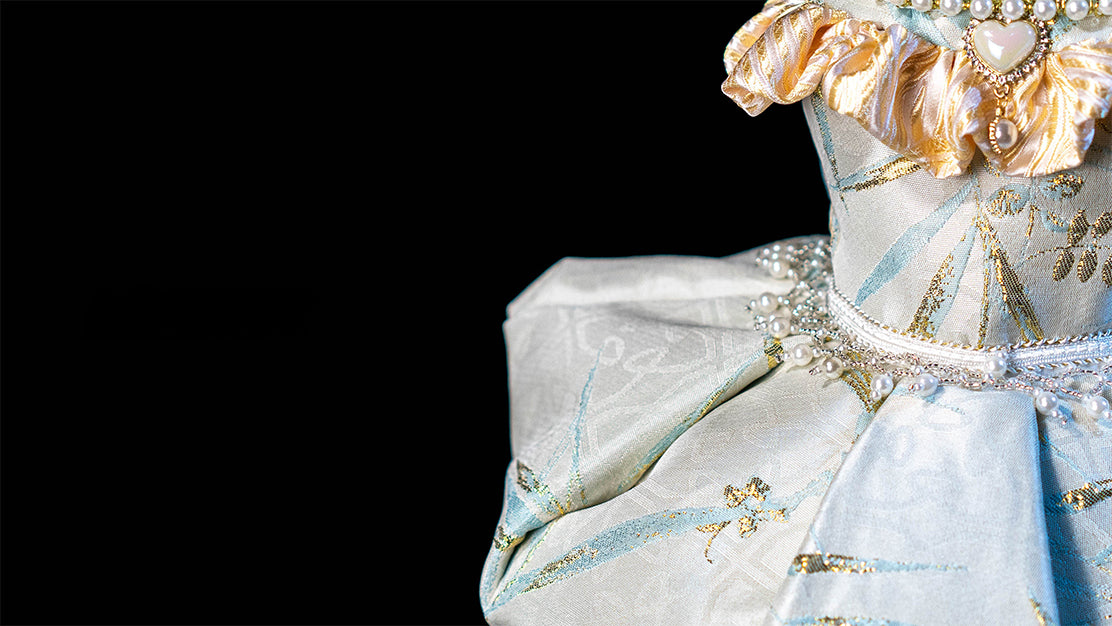 Gilded Paw Paw Amber Manor Pet Dress