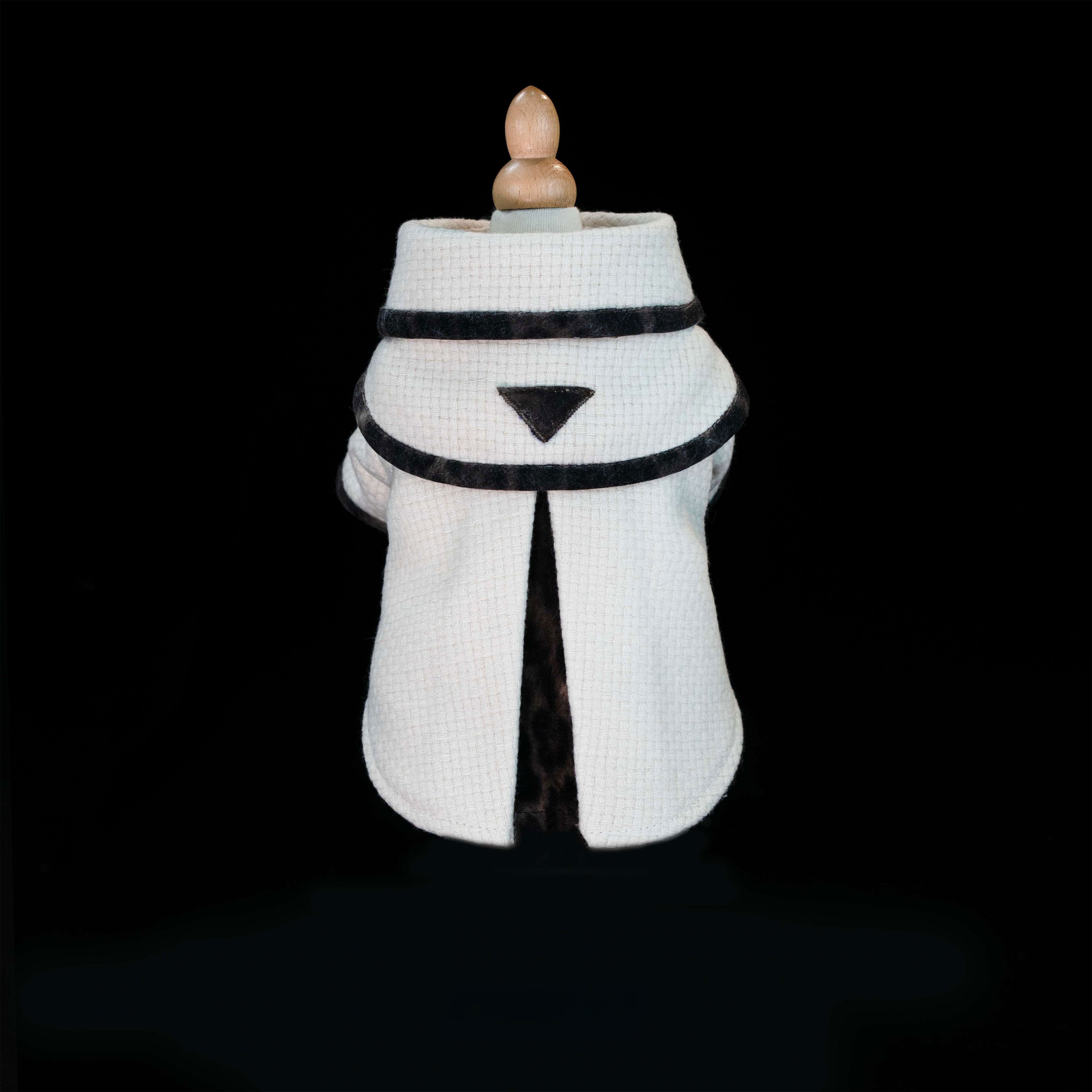 Gilded Paw Paw Baker Street Pet Coat