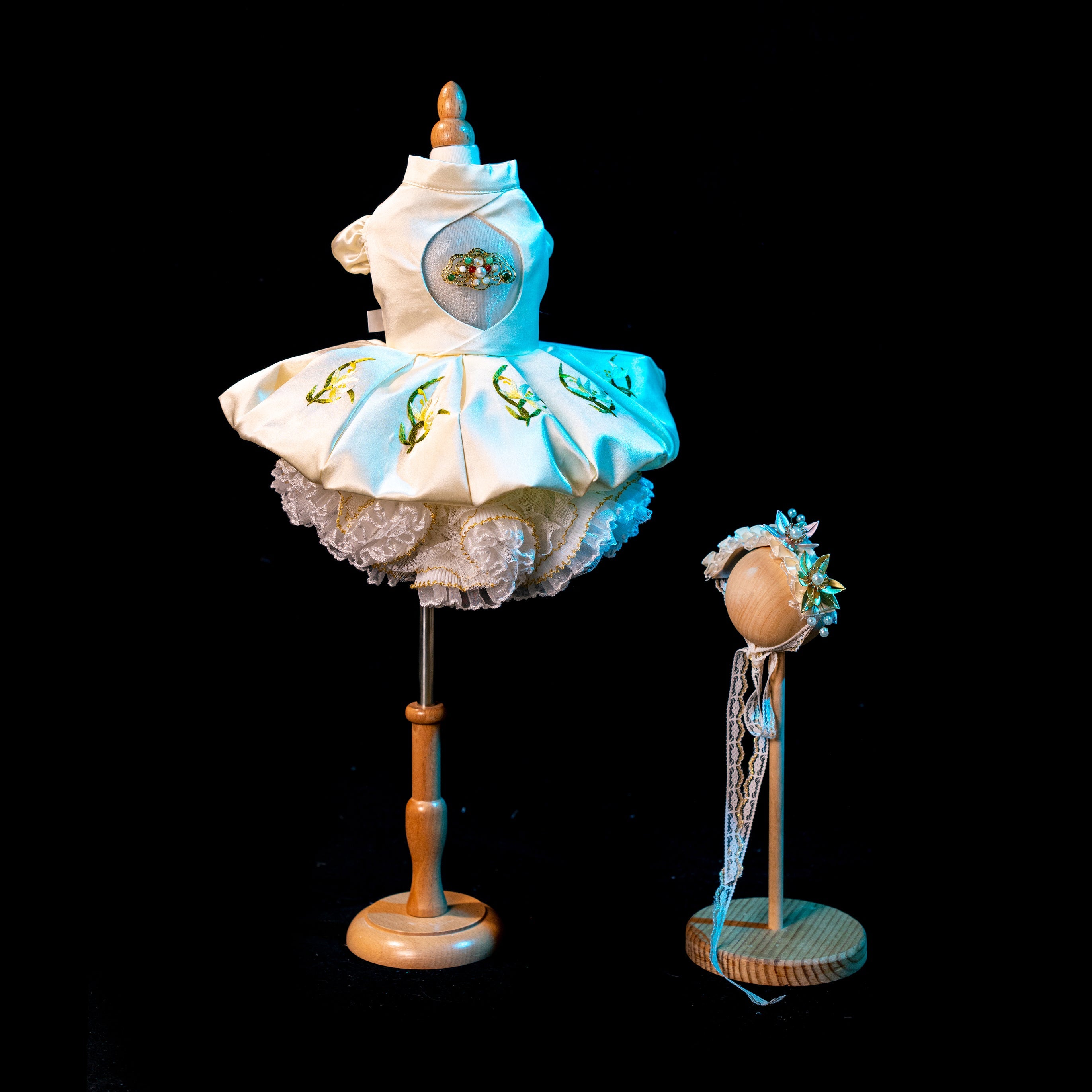 Gilded Paw Paw Royal Garden Pet Dress