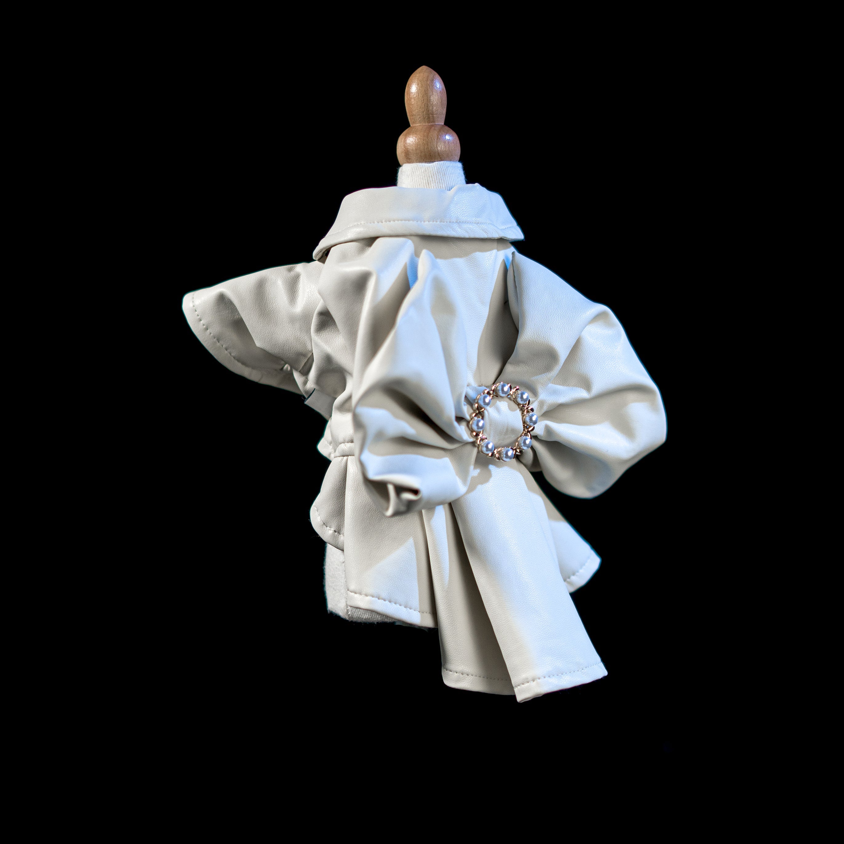 Gilded Paw Paw Akoya Pearl Pet Dress